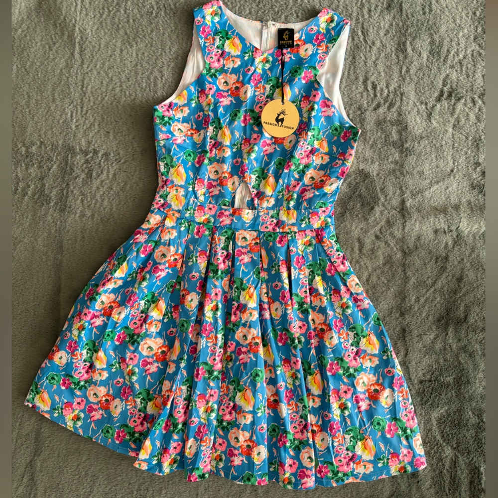 Passion Fusion Colorful Floral Fit n Flare Dress Size Medium Brand New with Tags
